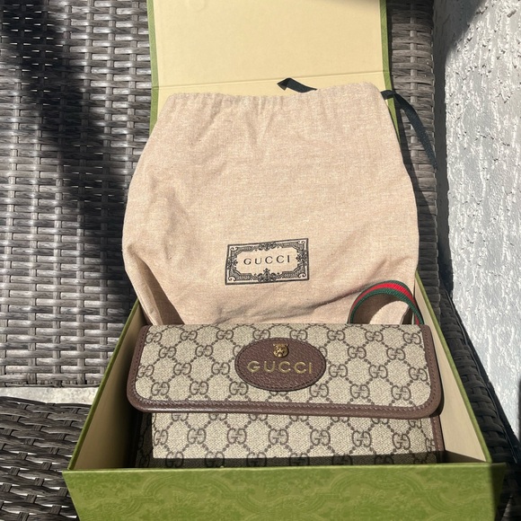 Gucci GG Supreme Vintage Belt Bag - Picture 3 of 14